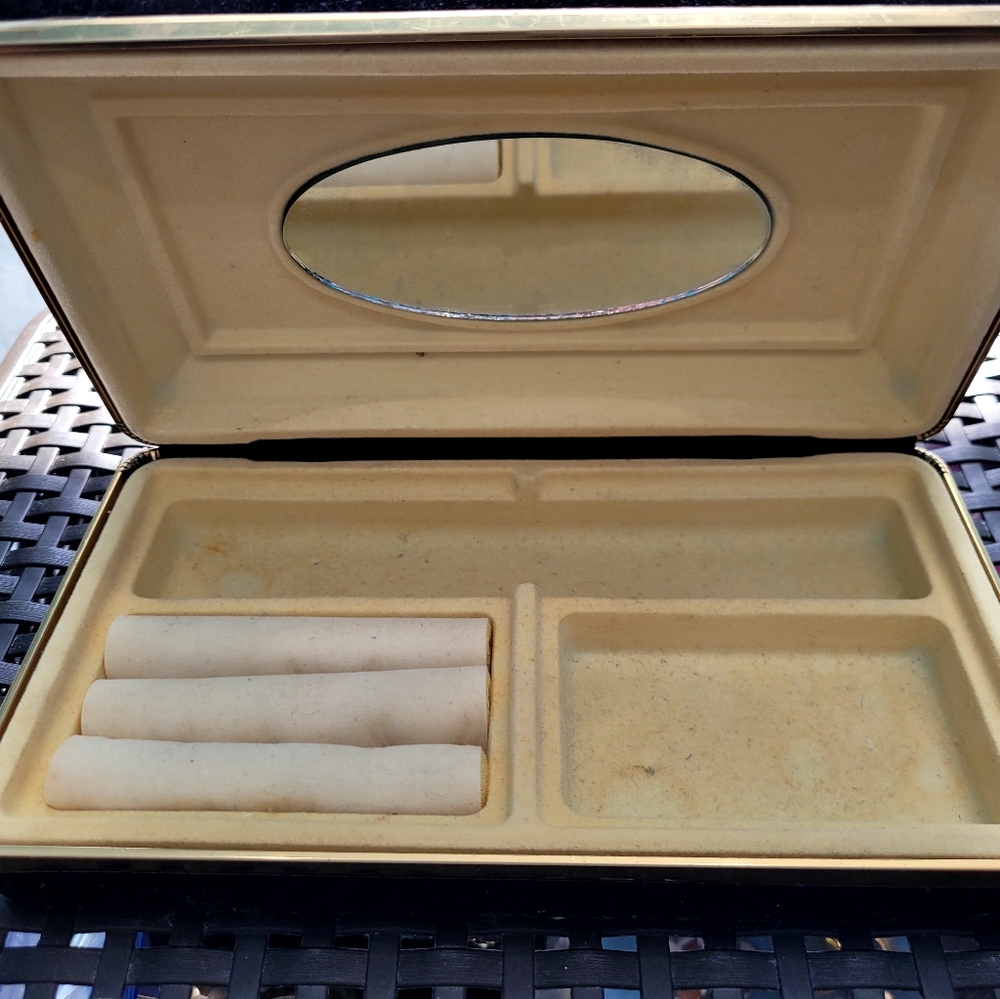 Jewelry Box with Mirror